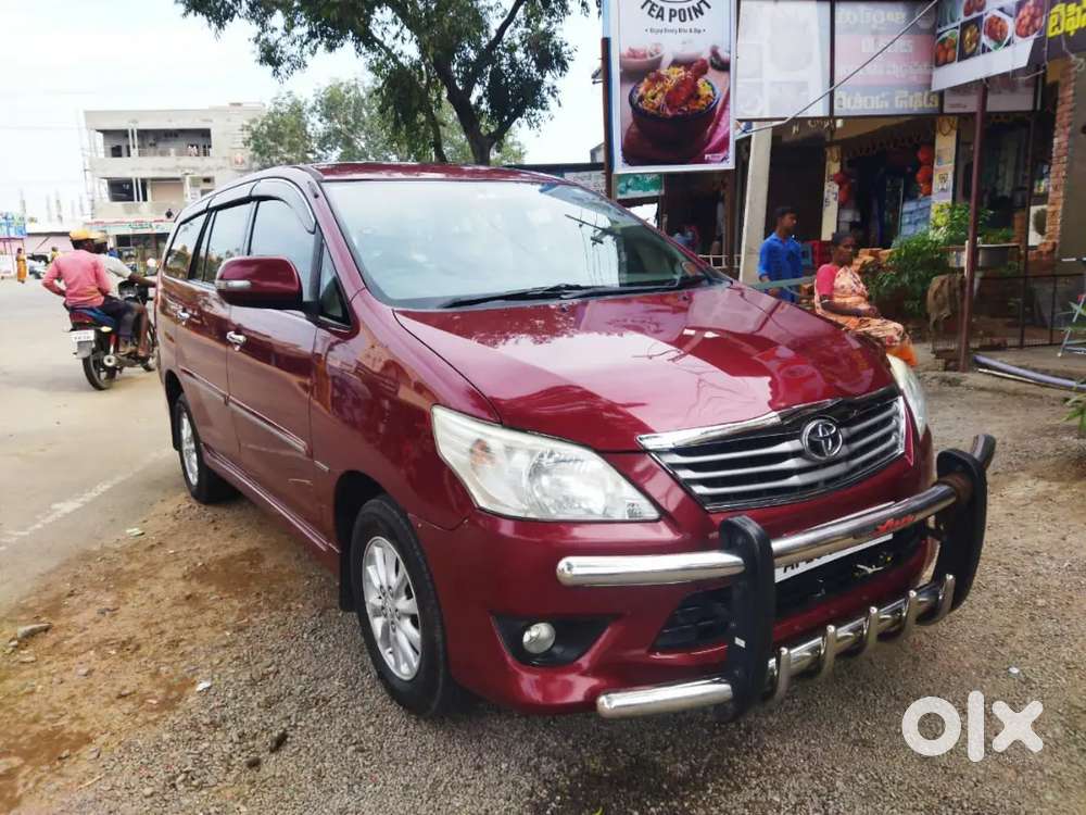 Toyota Innova 2013