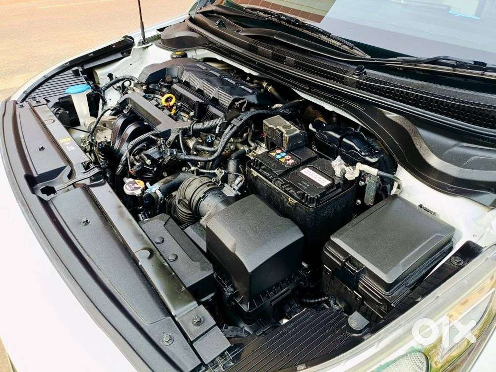 Hyundai Verna 1.5 Sx Petrol Mt, 2021, Petrol