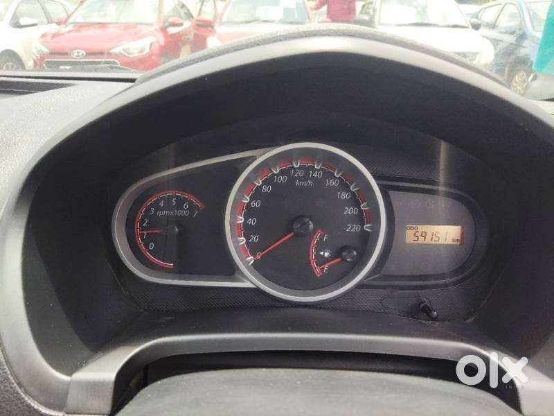 Ford Figo, 2012, Petrol