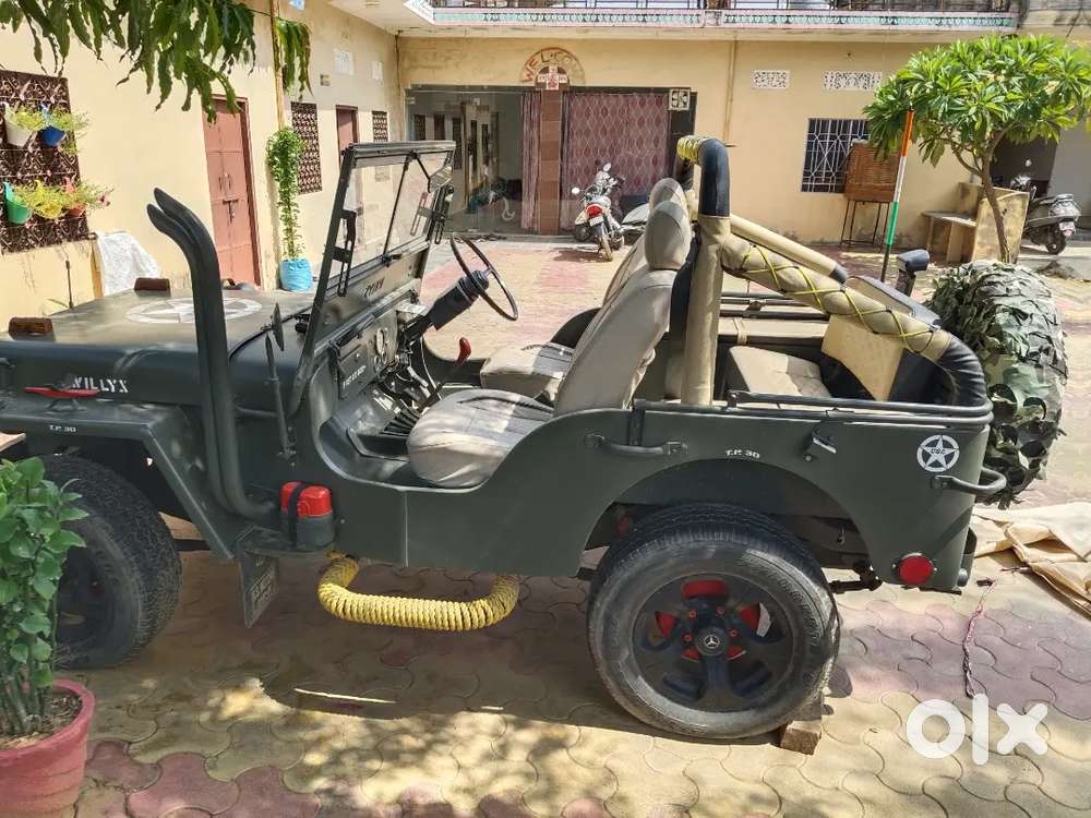 Mahindra Jeep Classic 1972