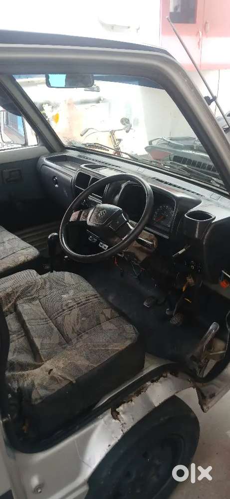 Maruti Suzuki Omni 5-seater 2012