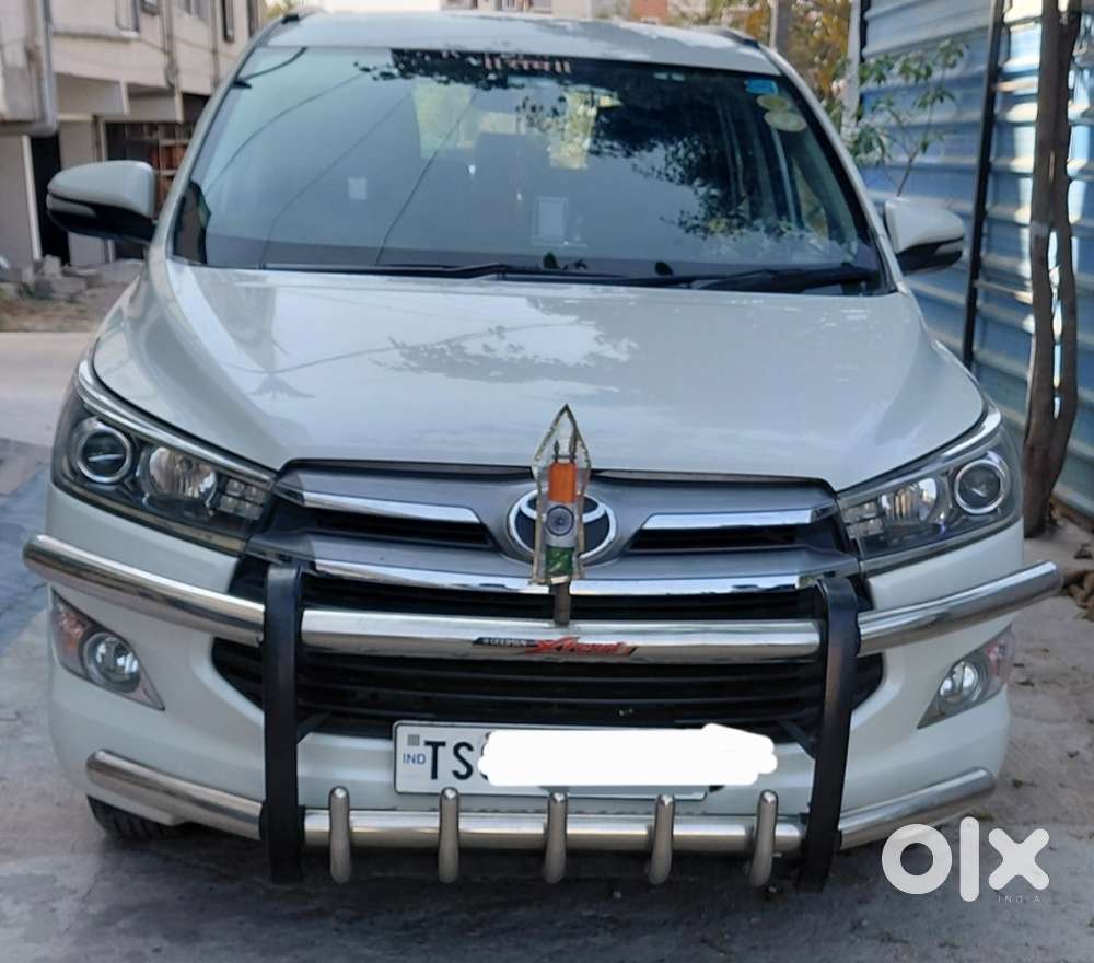 Toyota Innova Crysta 2.4 V 8 Str, 2017, Diesel