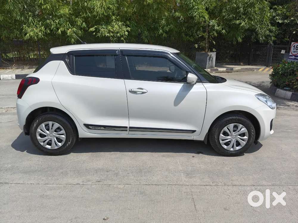 Maruti Suzuki Swift 2023 Vxi