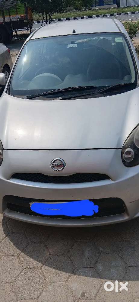 Nissan Micra Active 2015 Petrol 85500 Km Driven