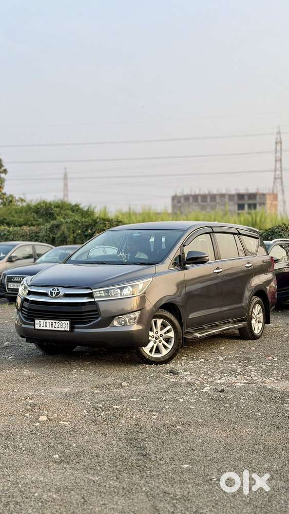 Toyota Innova Crysta 2.4 Vx Mt 8s, 2017, Diesel
