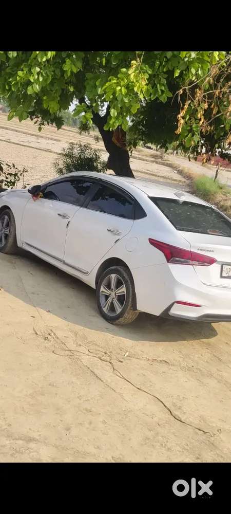 Hyundai Verna 2019 Petrol Sunroof Car