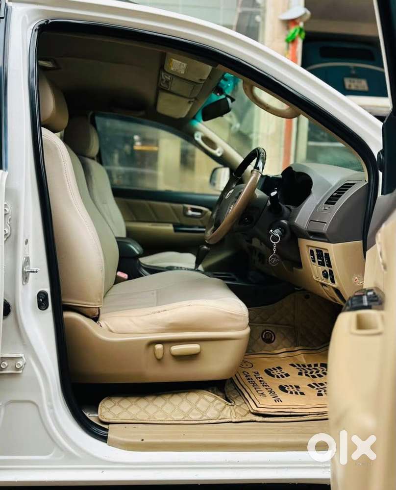 Toyota Fortuner 3.0 4x2 Automatic, 2012, Diesel