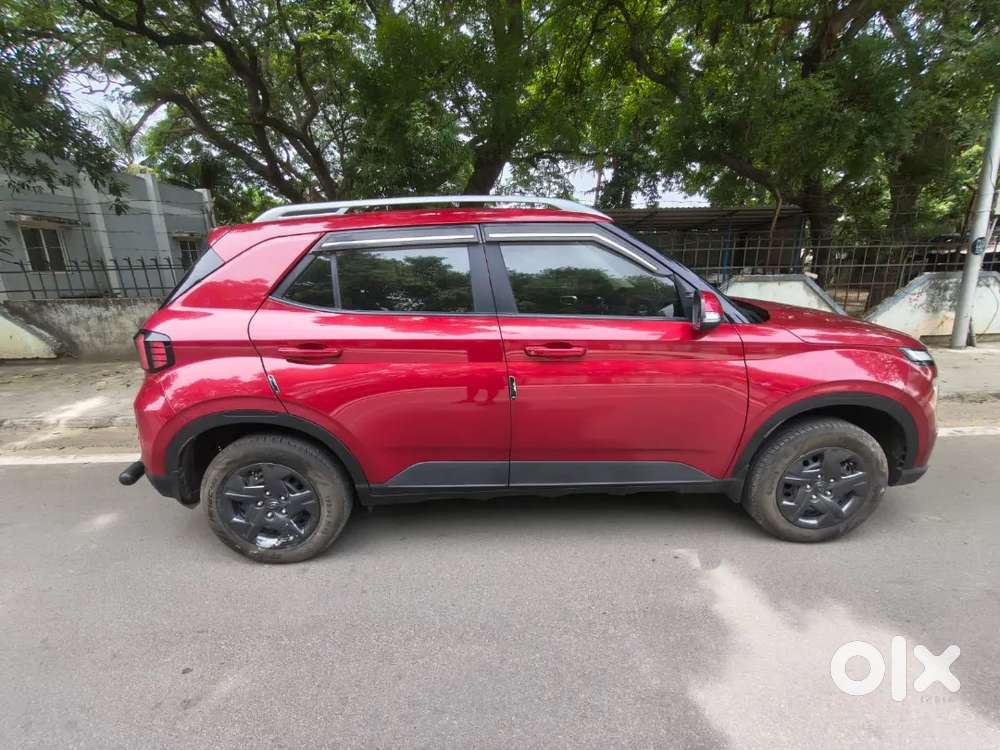 Hyundai Venue 1.2 S 2023 Petrol Manual