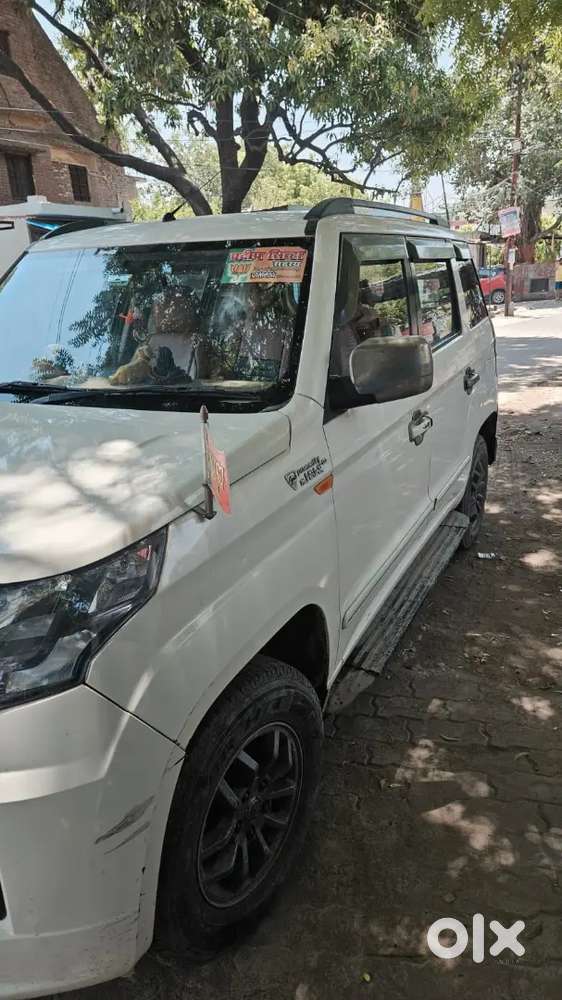 Mahindra Tuv 300 2018 Diesel Well Maintained