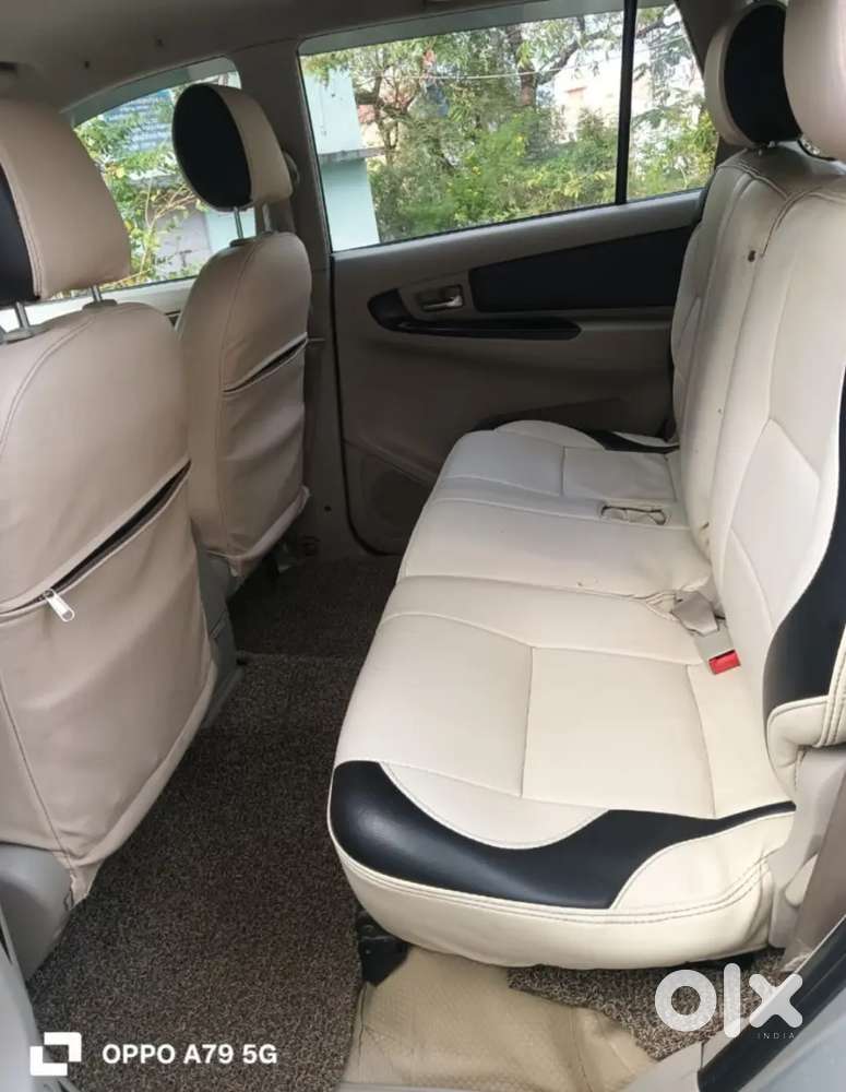 Toyota Innova 2015 Diesel 213000 Km Driven