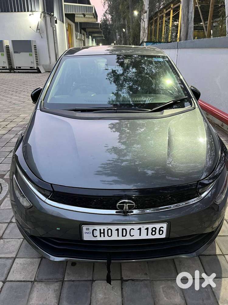 Sale Of Tata Altroz Top Model
