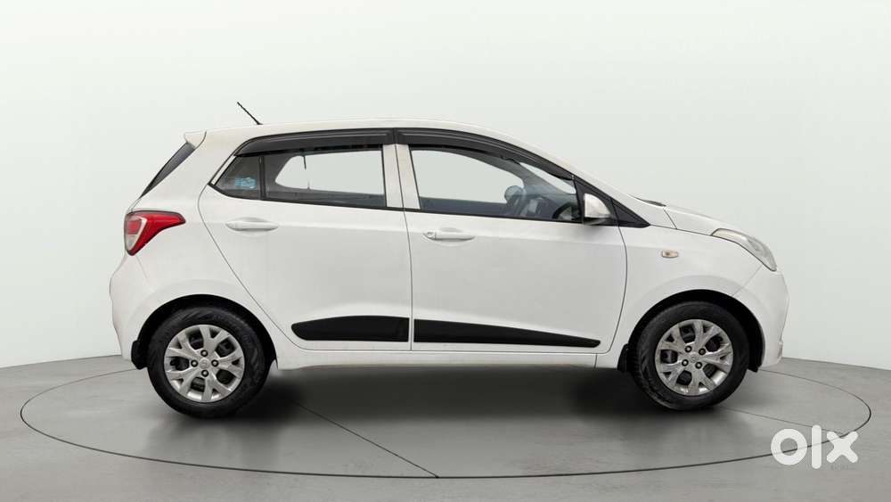 Hyundai Grand I10 Magna 1.2 Kappa Vtvt, 2015, Petrol