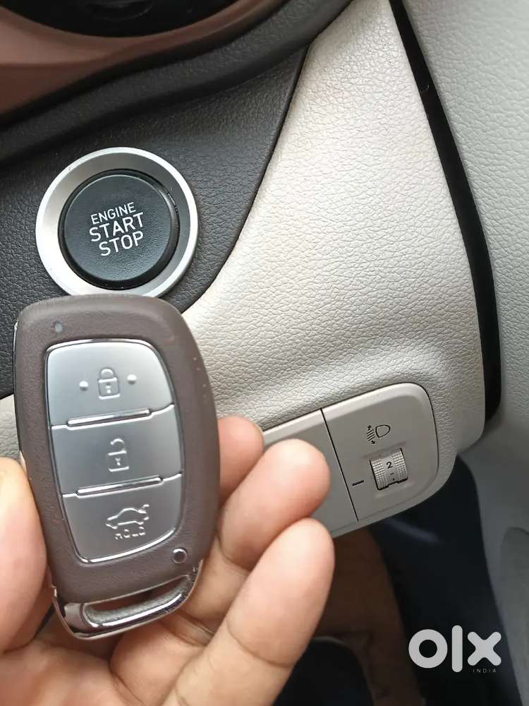 Taxi Hyundai Aura 2023 Cng+petrol  Top Varient