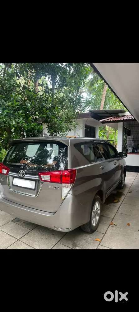 Well Maintained Toyota Innova Crysta 2017 Diesel Automatic