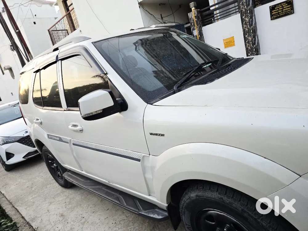 Tata Safari Storme 2018