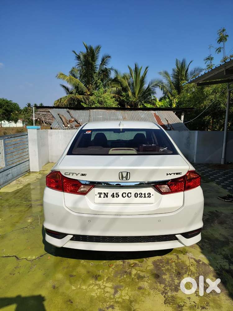 Honda City 2023 Petrol Well Maintained