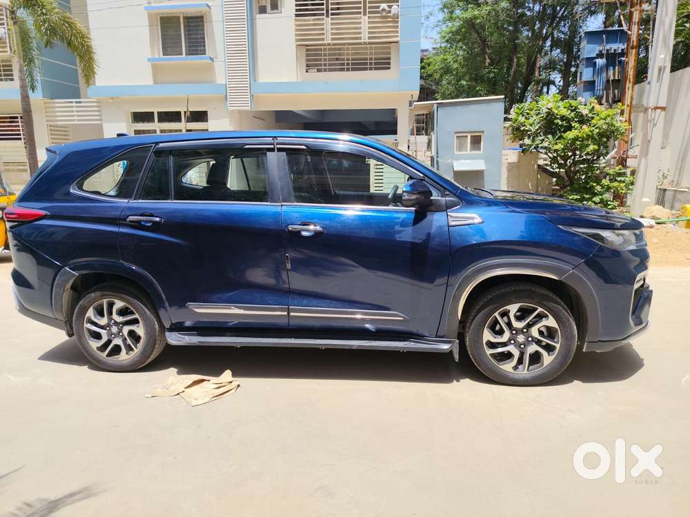 Maruti Suzuki Invicto, 2024, Petrol