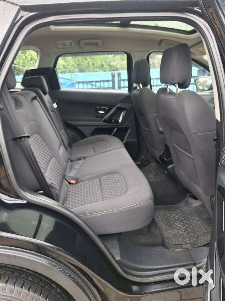Tata Safari 2.0 Kryotec Xt Plus Dark Edition, 2023, Diesel