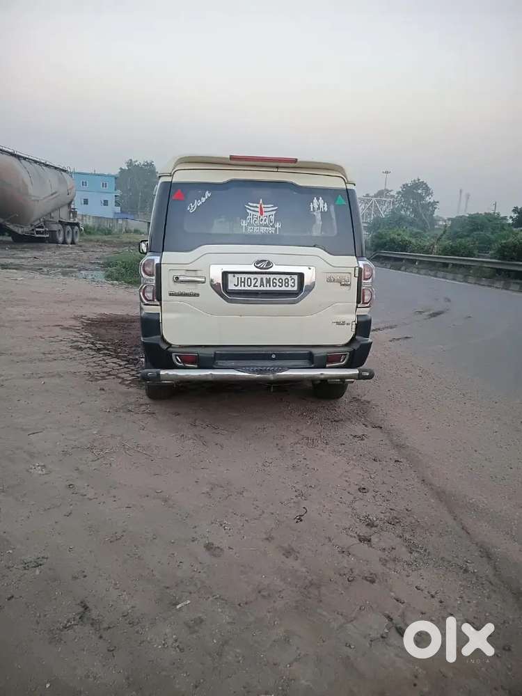 Mahindra Scorpio 2.5 Diesel 2016