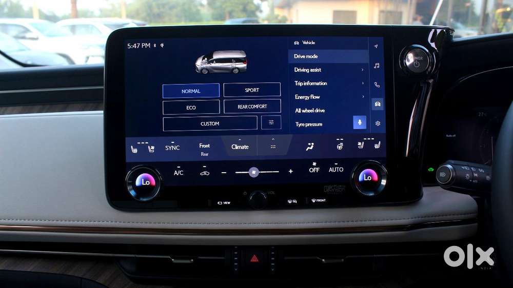 Lexus Lm 350h 4 Str Ultra Luxury, 2024, Petrol