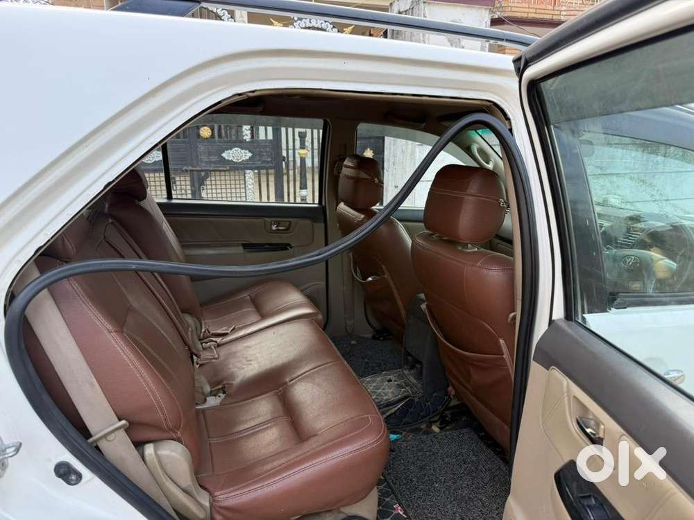 Toyota Fortuner 2013 Diesel Well Maintained