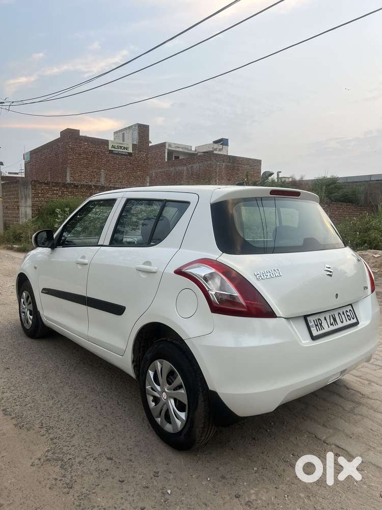 Maruti Suzuki Swift 1.2 Lxi (o), 2017, Cng & Hybrids