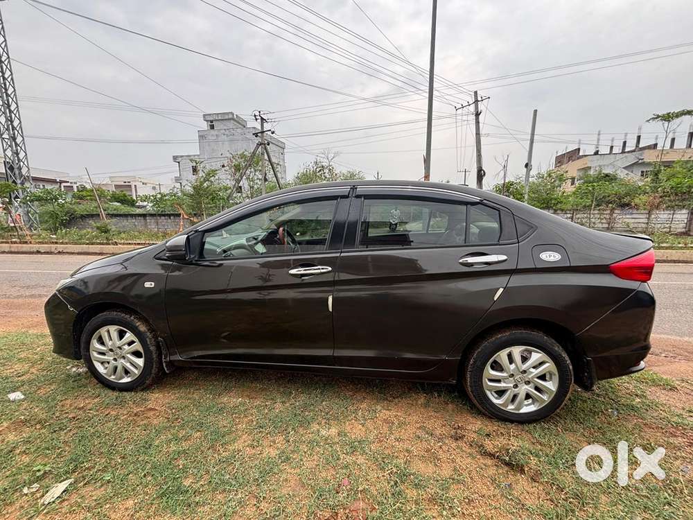 Honda City Petrol 2015 Model Well Maintained