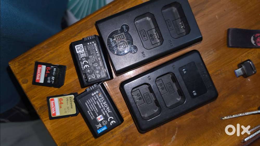 Sony NP-FW50 Battery with dual battery chargerr