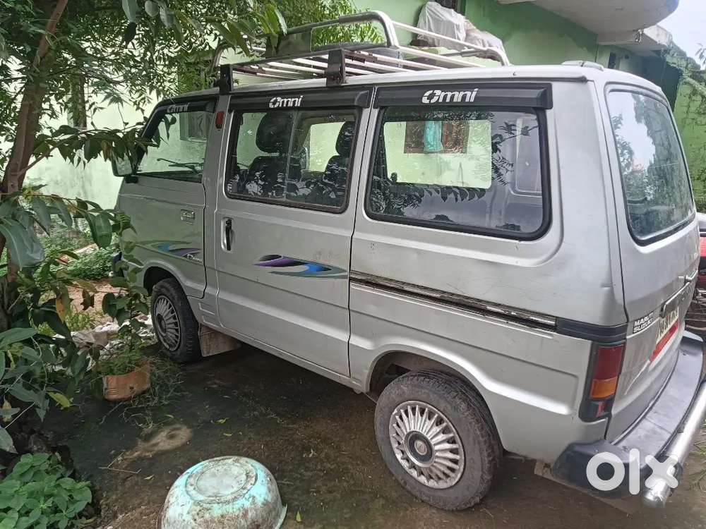 Maruti Suzuki Omni 8-seater 2011 Petrol