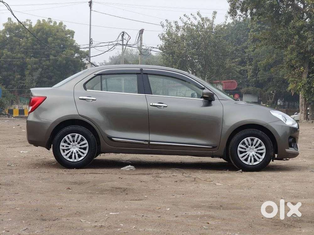 Maruti Suzuki Dzire 1.2 Vxi Amt, 2017, Petrol
