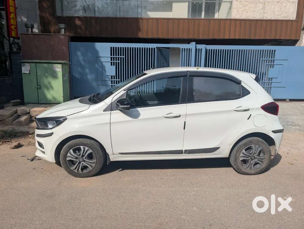 Tata Tiago Revotron Xt 2025
