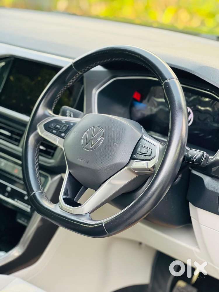 Volkswagen Taigun 1.0 Tsi Topline At, 2022, Petrol