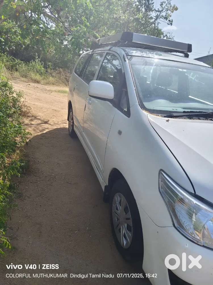 Toyota Innova 2016 Diesel Well Maintained