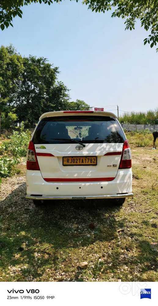Toyota Innova 2014 Diesel 190000 Km Driven
