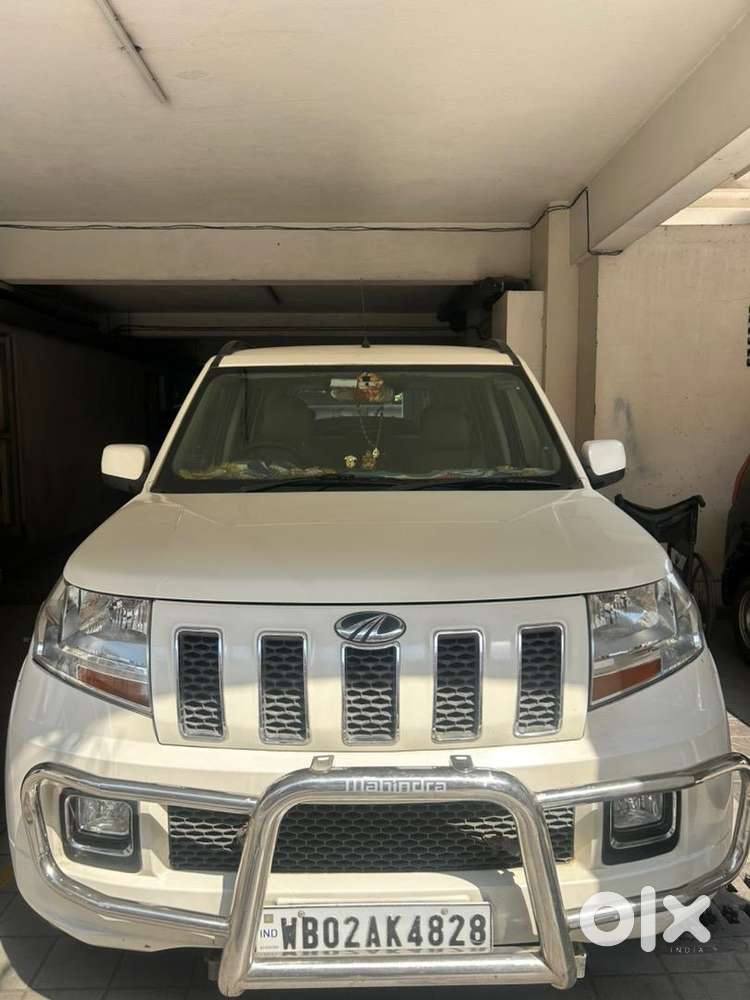 Mahindra Tuv 300 2016 Diesel Well Maintained