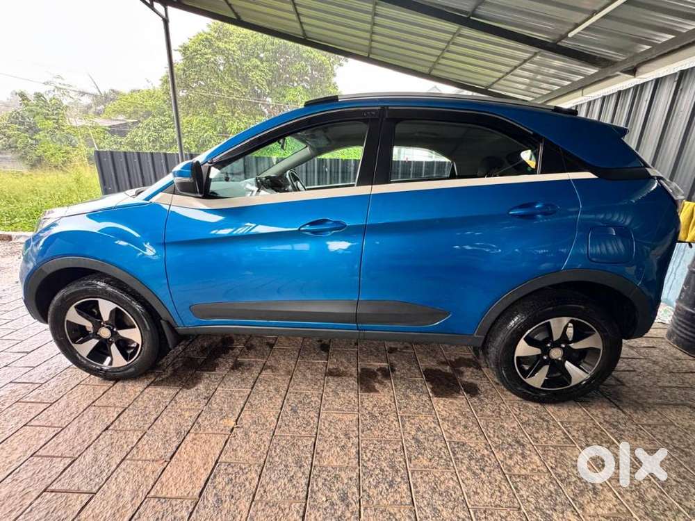 Tata Nexon Xza Plus-moroccan Blue