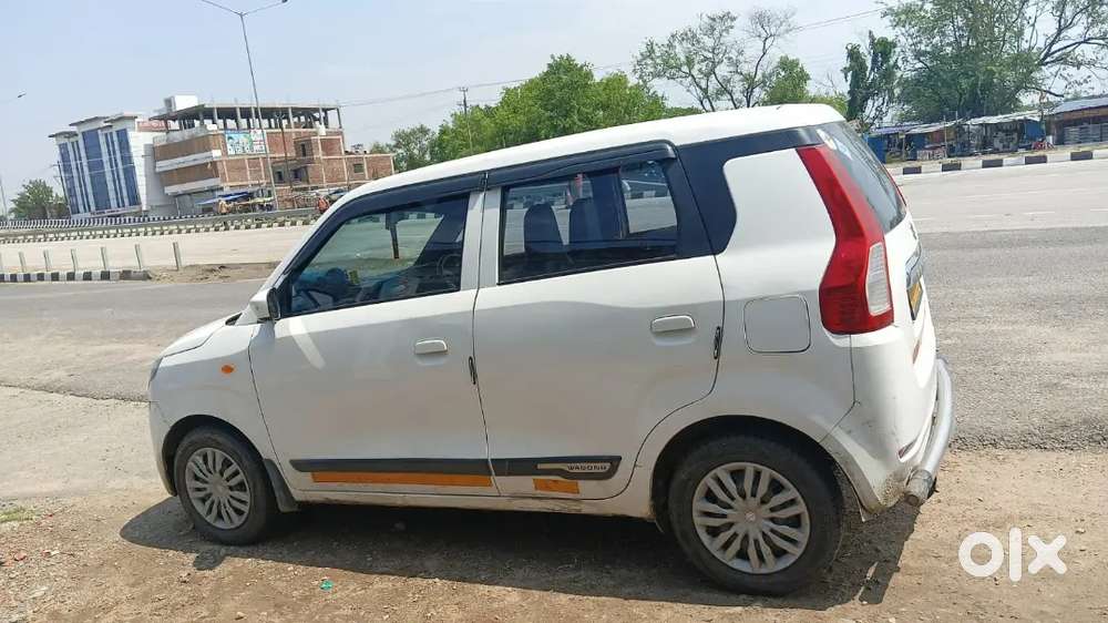 Maruti Suzuki Wagon R Stingray 2024 Vxi Petrol+cng 2.5 Years Old