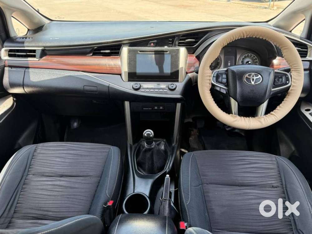 Toyota Innova Crysta 2.4 V 8 Str, 2017, Diesel