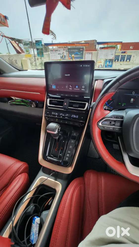 Maruti Suzuki Invicto Hybrid 2025 Petrol Good Condition
