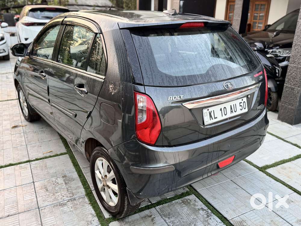 Tata Bolt Revotron Xm, 2015, Petrol