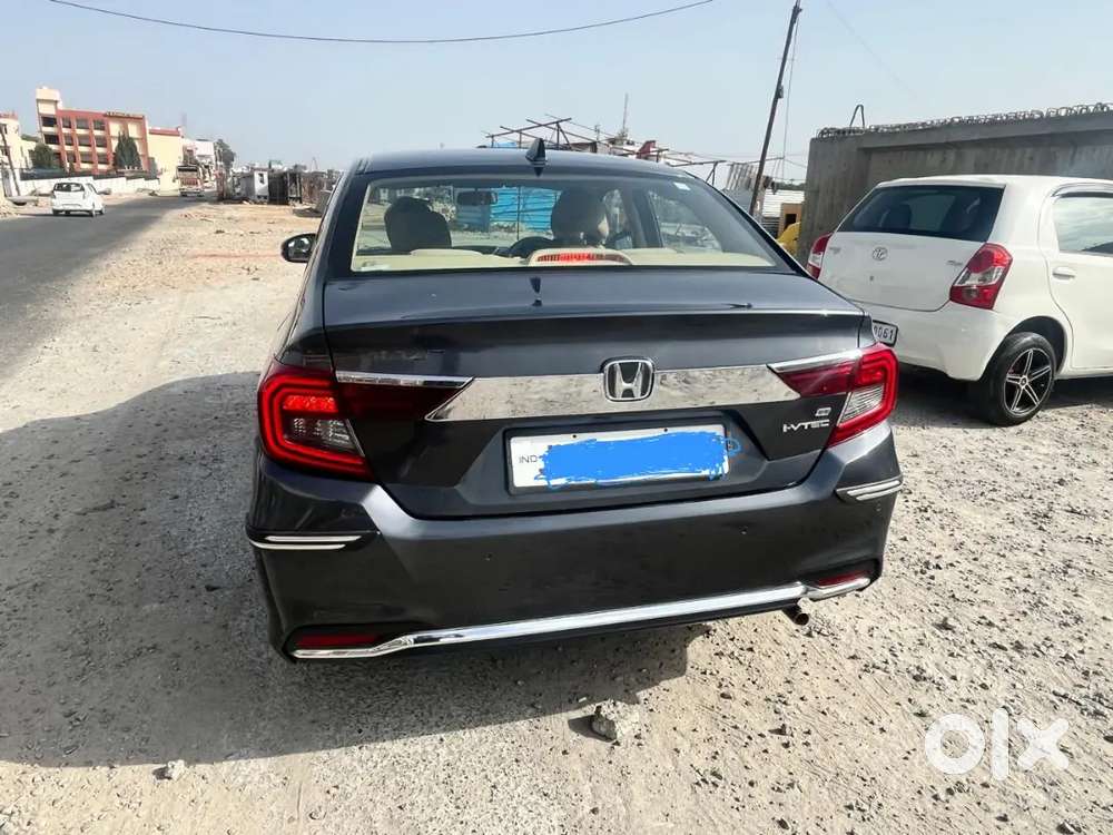 Honda Amaze 2nd Gen 2022 Petrol 20000 Km Driven