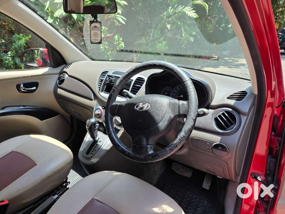 Hyundai I10 Sportz At, 2013, Petrol