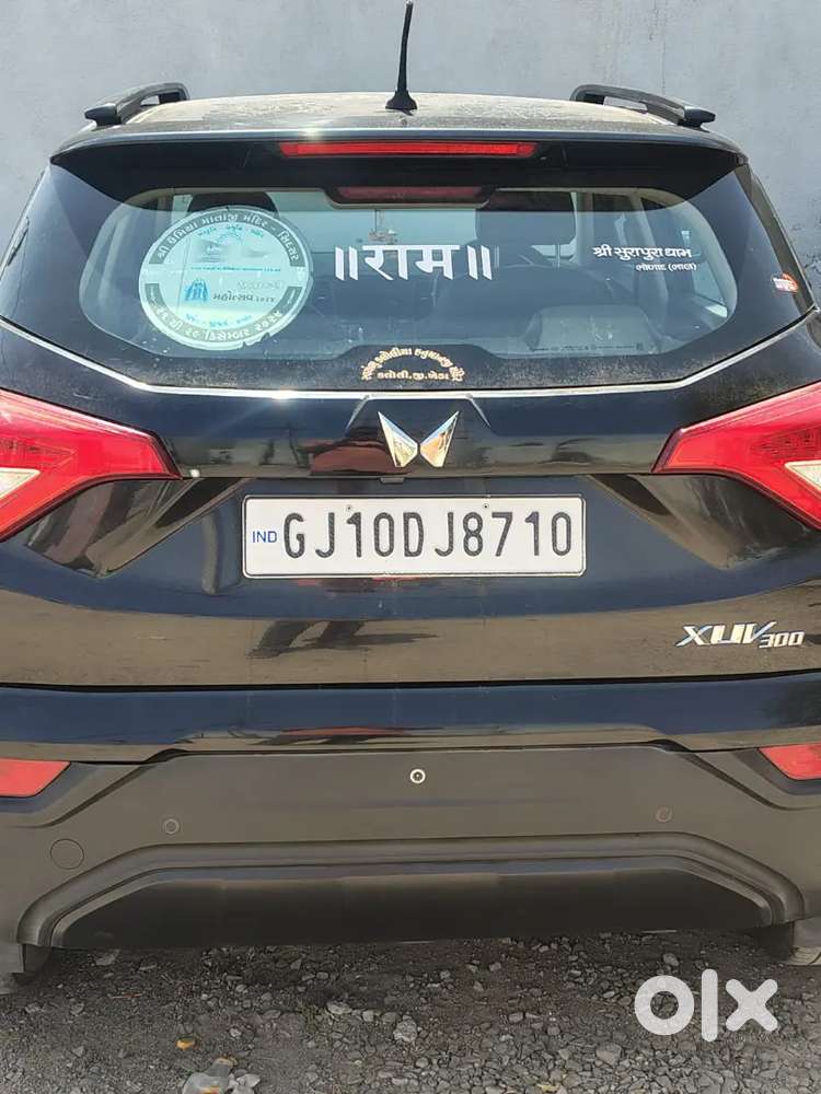 Mahindra Xuv300 2022 Diesel Well Maintained And Single Handed Use..