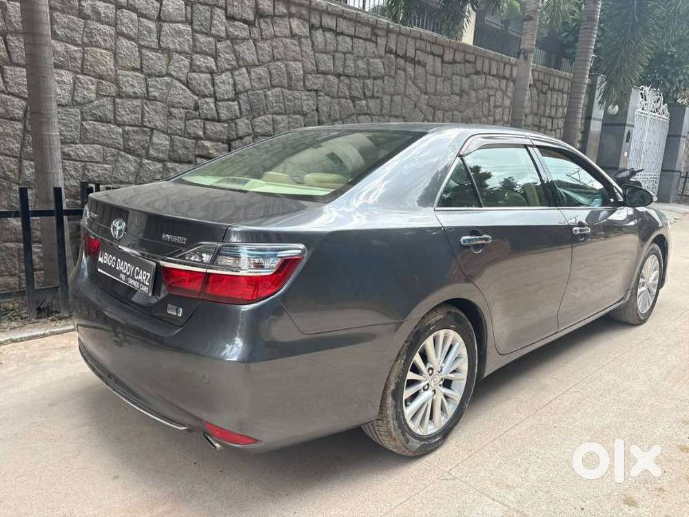 Toyota Camry 2.5 Hybrid, 2015, Petrol