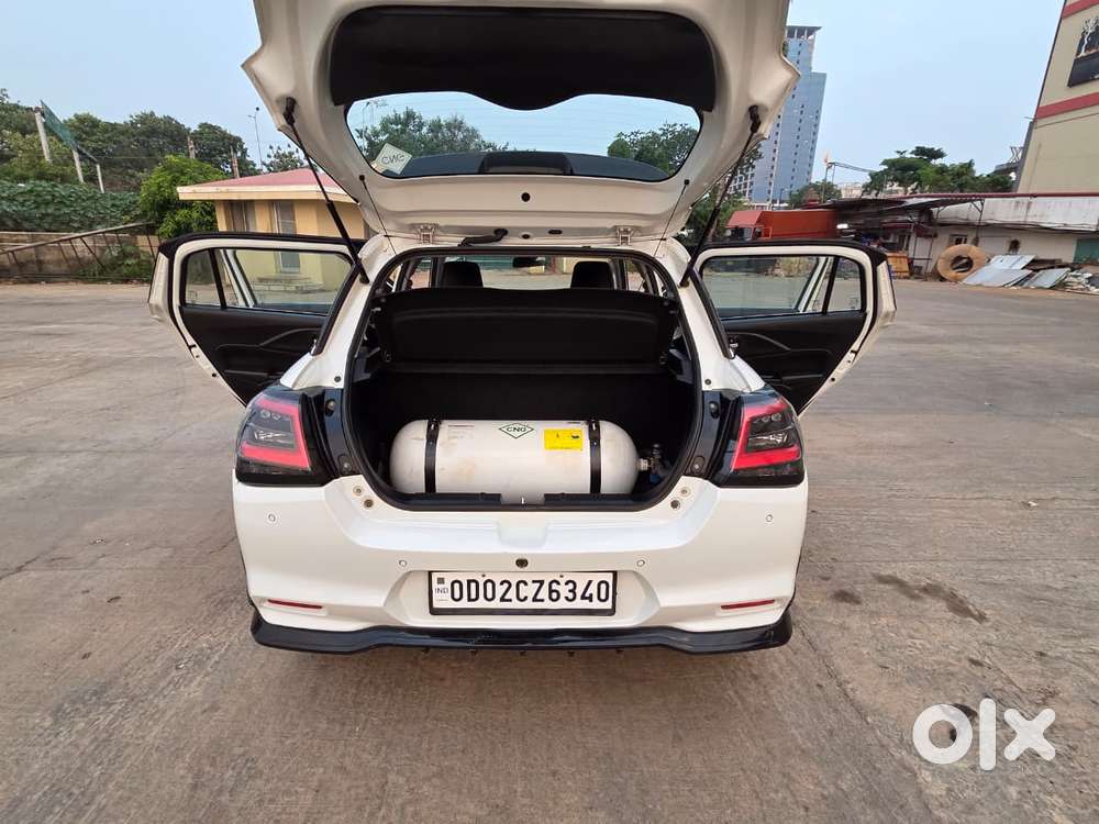 Maruti Suzuki Swift Vxi Optional, 2025, Cng & Hybrids