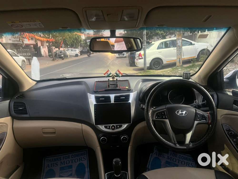 Hyundai Fluidic Verna 2016