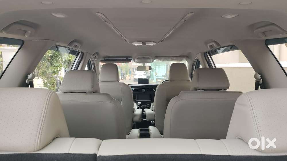 Mahindra Marazzo M8, 2020, Diesel
