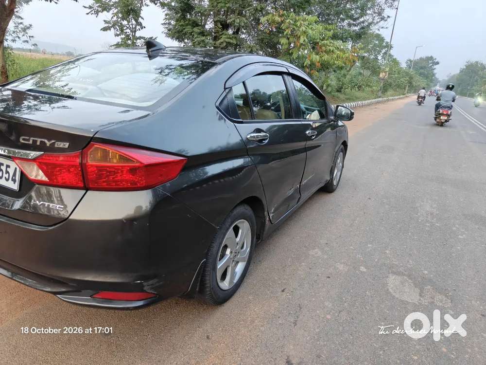 Honda City 2016 Model Variant