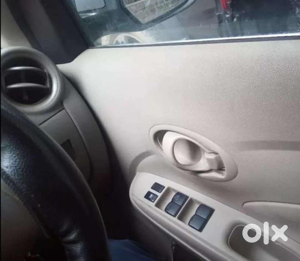 Nissan Sunny 2012 Petrol Manual