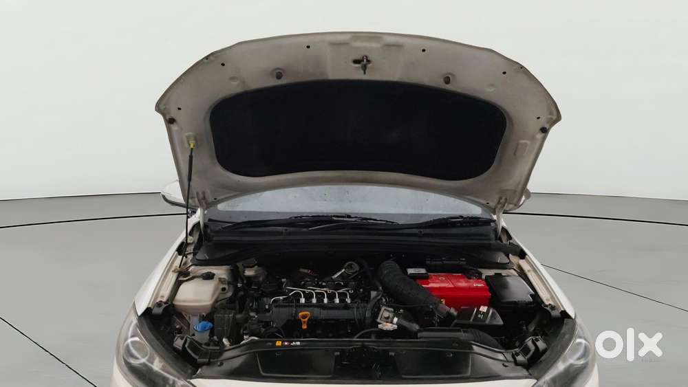 Hyundai New Elantra 1.5 Sx (o) Diesel At, 2017, Diesel